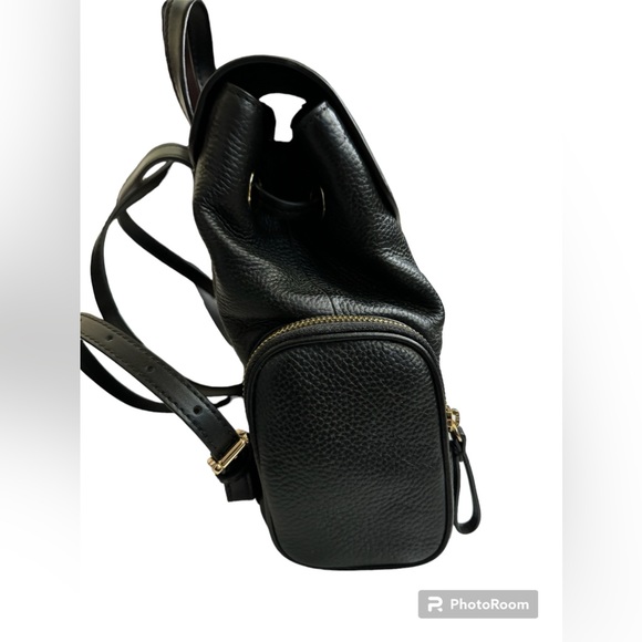 Michael Kors purse. - Picture 4 of 7